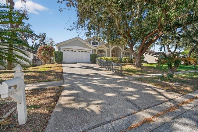 Foto del edificio - 4517 Oak River Cir