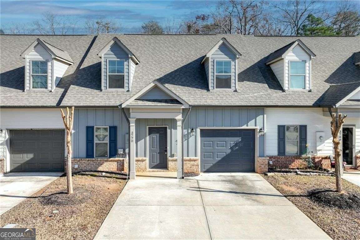 Foto principal - 3770 Shades Valley Ln