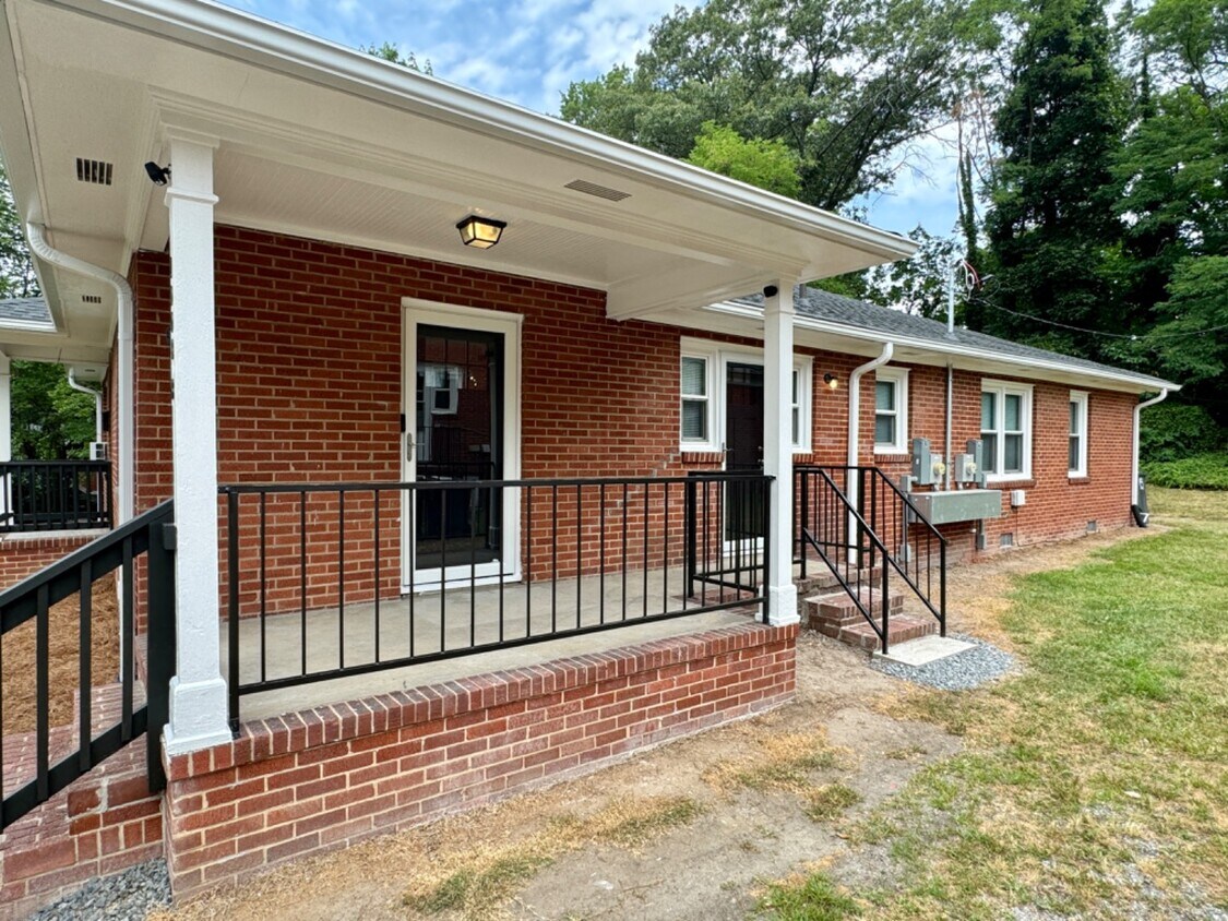 Foto principal - 1008 Hampton St