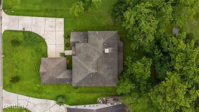 Building Photo - 4 br, 3 bath House - 16047 Broadwater Drive