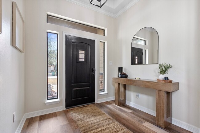 Foto del edificio - 711 Audra Ln