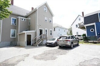 Building Photo - 139 Timson St