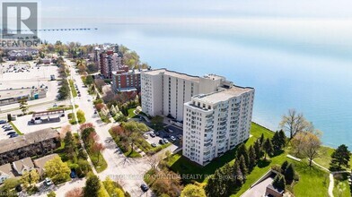 Building Photo - 5280-5280 Lakeshore Rd.