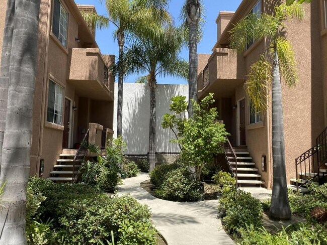 Foto del edificio - 21836 Vermont Ave