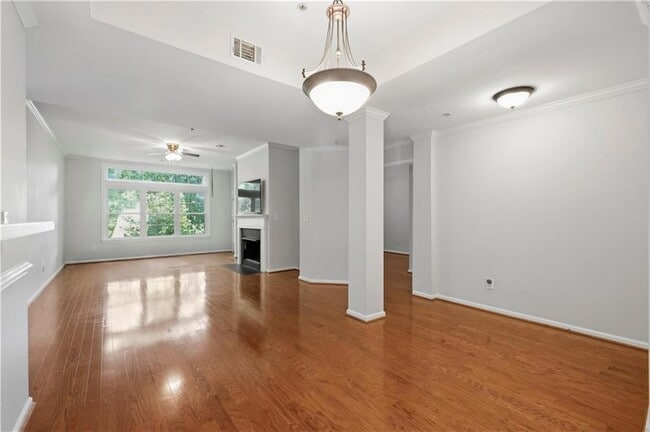 Foto del edificio - 424 Lindbergh Drive NE