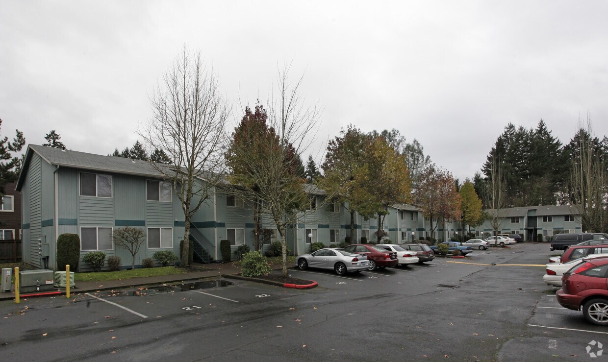 Woodside Park Apartments Apartments in Newberg, OR