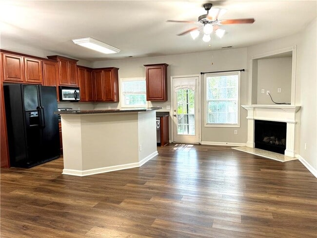 Building Photo - 6497 Whitebeam Trl