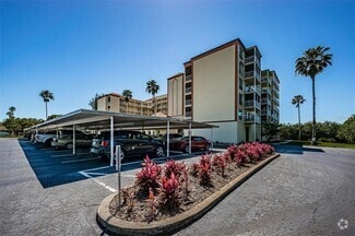 Building Photo - 9000 Commodore Dr