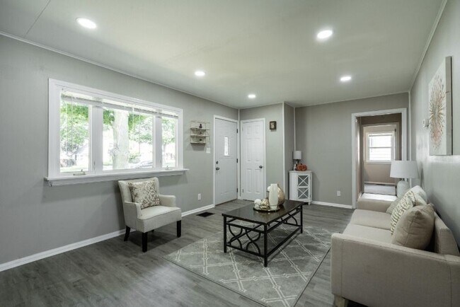 Foto del edificio - 3310 N 82nd St