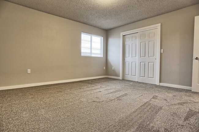 Foto del edificio - 1230 Boulder Dr