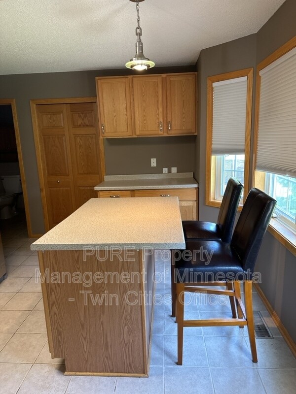 Building Photo - 15061 Dunwood Trl