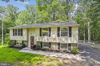 Building Photo - 11573 Hicks Ct