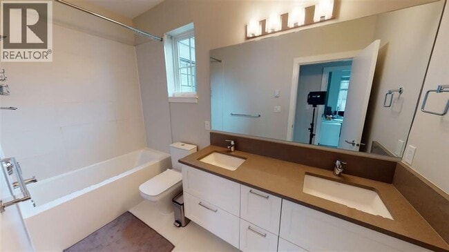 Photo du bâtiment - 5188 Savile Row