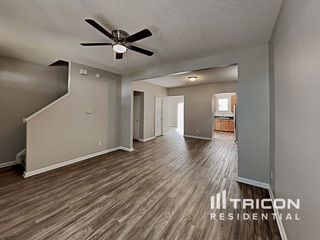 Building Photo - 240 Bassett Loop