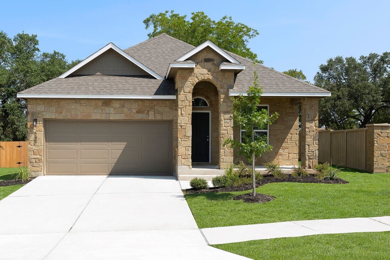 725 E Morrow St, TX 78626 House Rental in TX