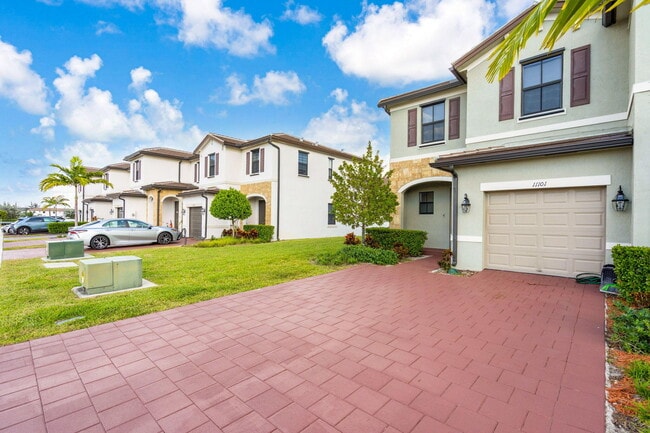 Foto del edificio - 11101 W 33rd Ct