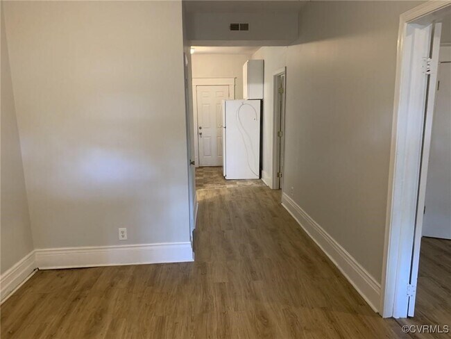 Building Photo - 3119 4th Ave