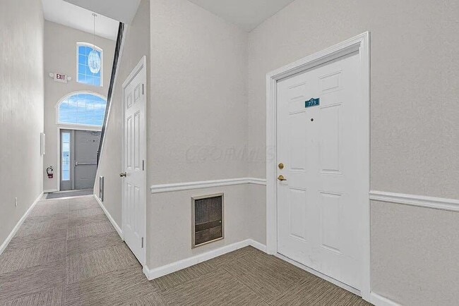 Building Photo - 773 Hidden Springs Dr