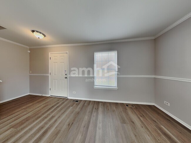 Building Photo - 2467 N Sterling Ct