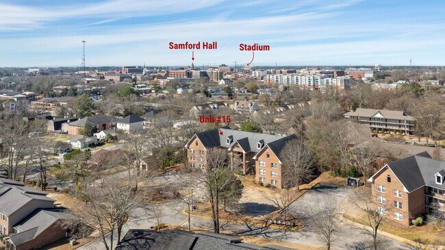 Building Photo - Deerfield II Condominiums 427-15