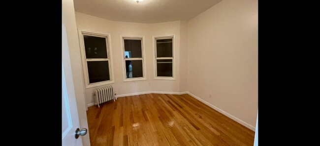 Foto del edificio - 180 Bay 26th St