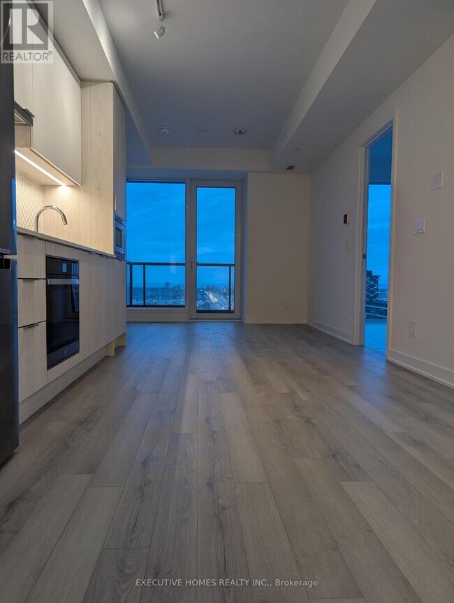 Photo du bâtiment - 3071 Trafalgar Rd