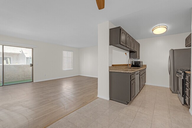 Foto del edificio - 1422 Rock Glen Ave