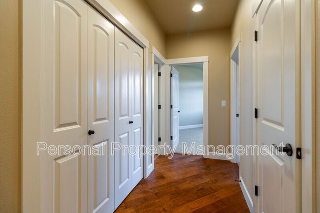 Building Photo - 1836 S Taverner Drive