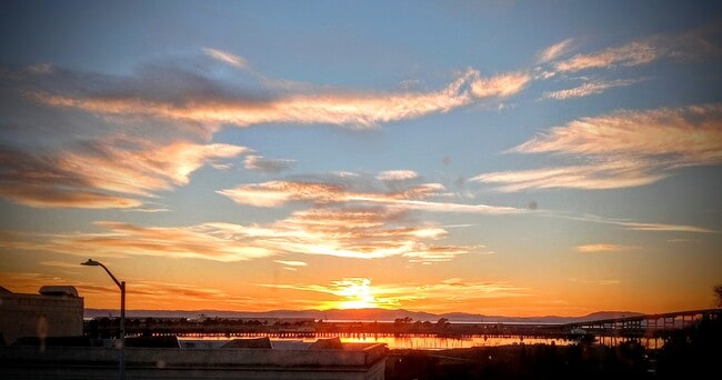 Building Photo - 44 Daniels Ave