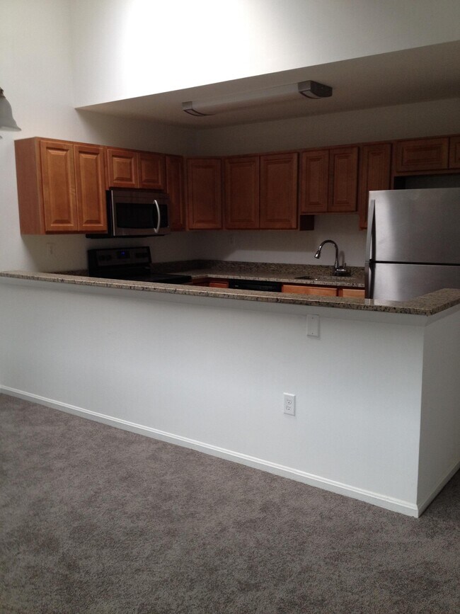 kitchen - 911 Stubblefield Ln