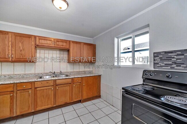 Foto del edificio - 732 W Southgate Ave