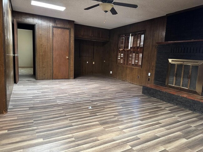 Foto del edificio - 1009 NW 13th St
