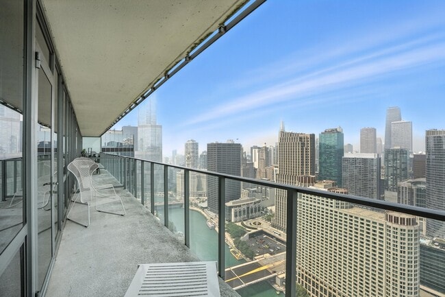 Building Photo - 337 E Wacker Dr
