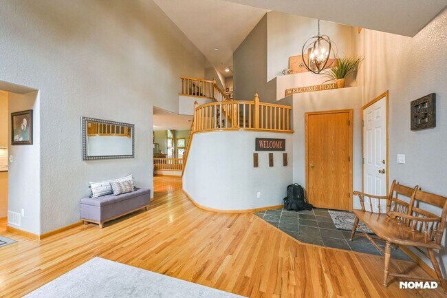 Foto del edificio - Stunning 4BR House in Fort Collins