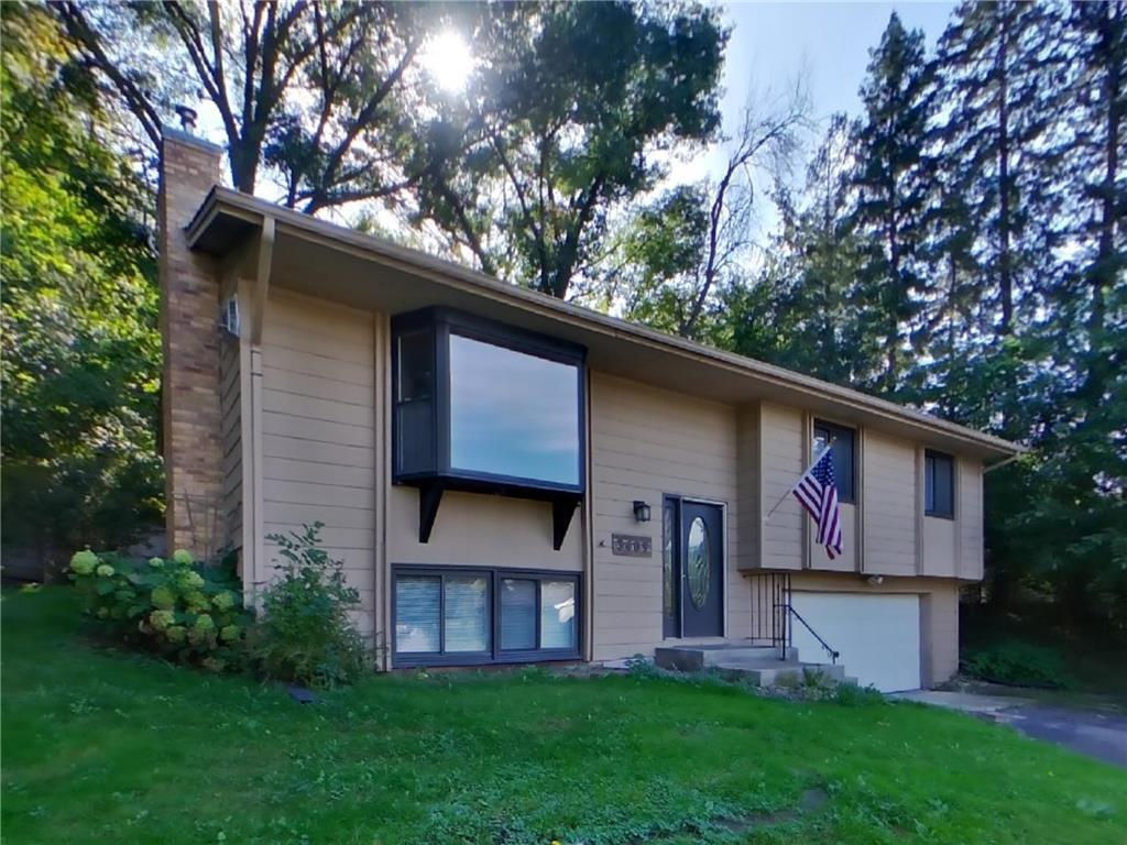 Foto principal - 3409 Brookview Dr