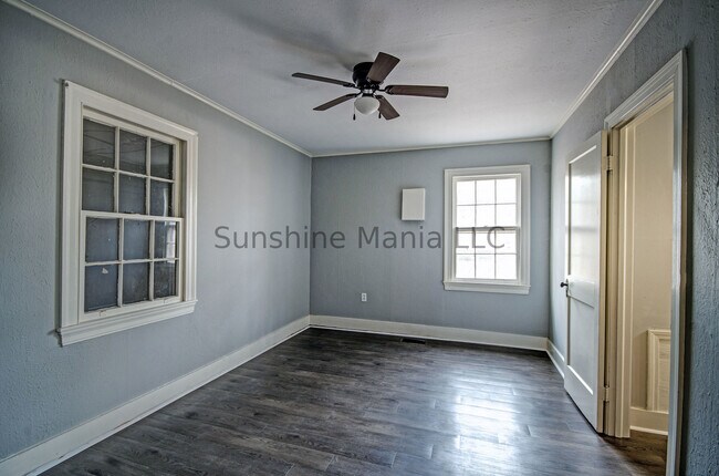 Building Photo - 114 Brantley Dr
