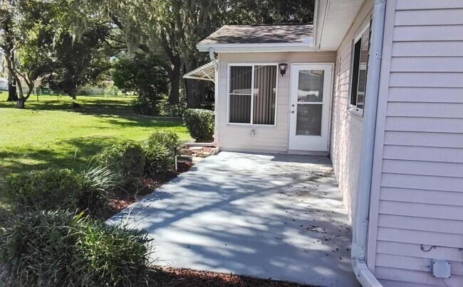 Foto del edificio - 8328 SW 106th Pl