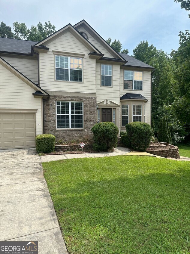 Primary Photo - 711 Pine Grove Cir