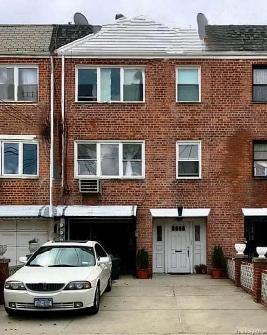 Building Photo - 32-44-44 72nd St