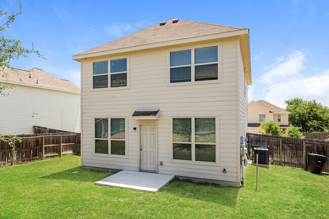 Foto del edificio - Tesoro Hills - 4727 War Horse Dr, San Anto...