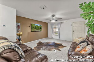 Foto del edificio - 6807 Treselle Ln.