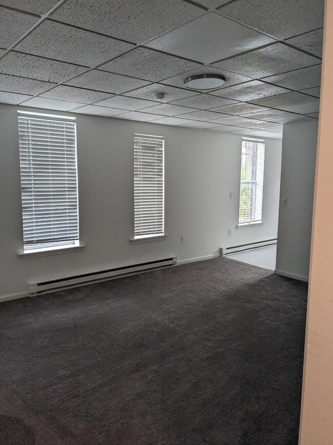 Foto del edificio - 225 Baltimore St