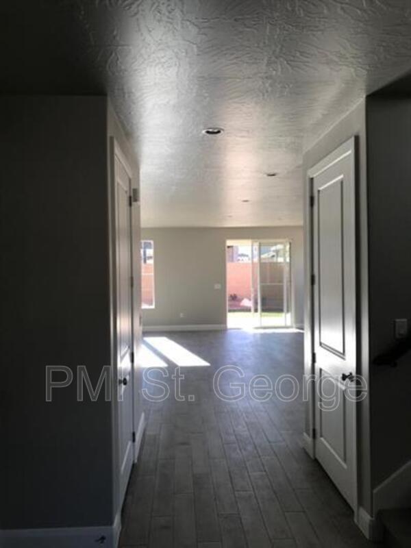 Foto del edificio - 3292 E 2890 S