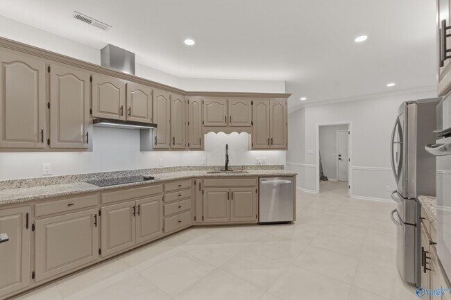 Foto del edificio - 226 Eastview Dr