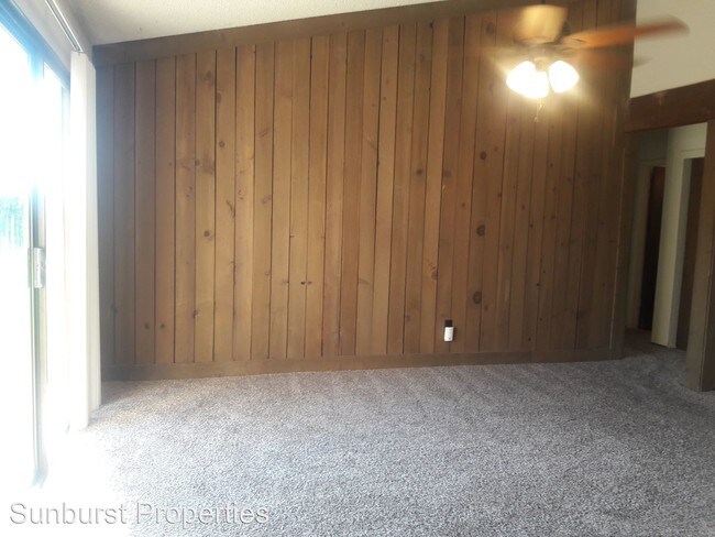 Building Photo - 7801-7803 Serrano Ct