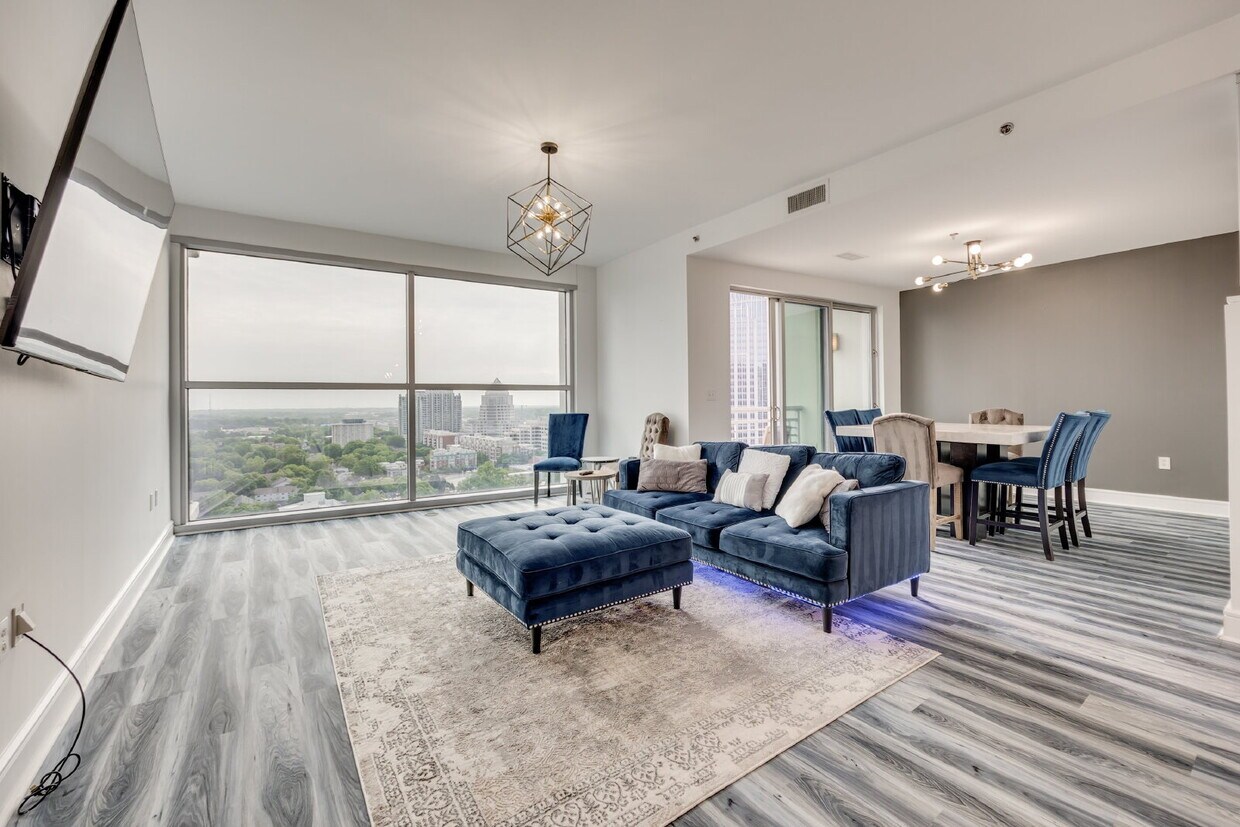 Photo - "Experience Urban Elegance with Scenic Views: 2-Bed, 2-Bath Condo at 333 West Trade Street, Charlott