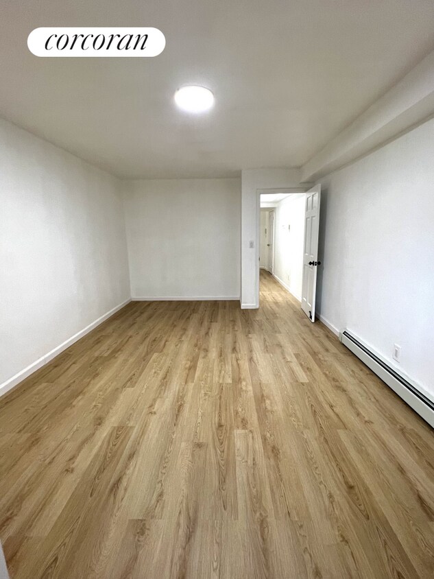 8733 Elmhurst Ave Unit 1B, Queens, NY 11373 Room for Rent in Queens