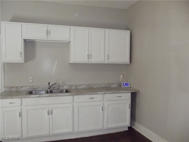 Foto del edificio - 2624 E 112th St