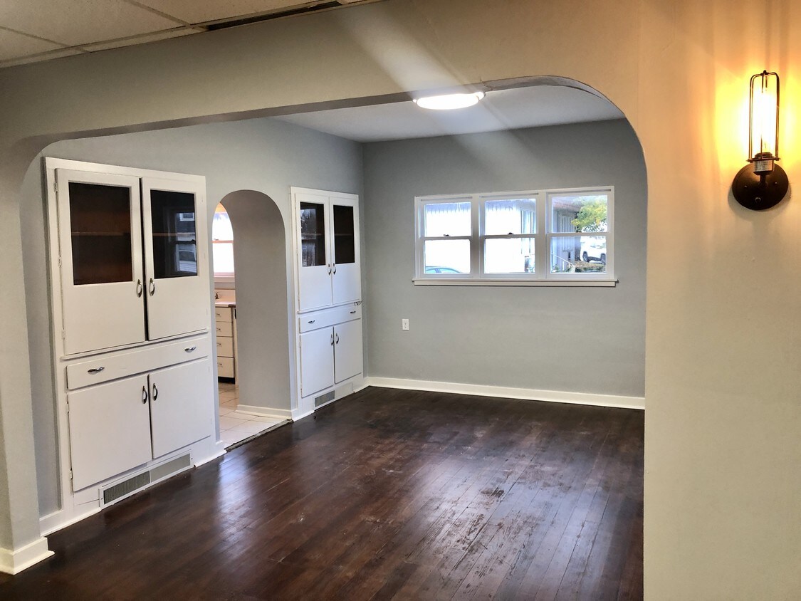 Foto principal - 311 N Lake St