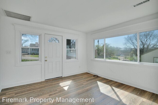 Building Photo - 3 br, 1 bath House - 513 Wesley Avenue